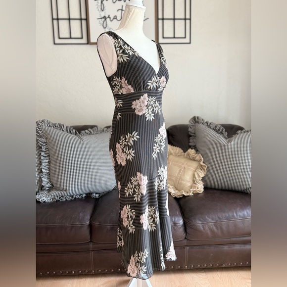 Max & Cleo Elegant 100% Silk Midi Floral Black‎ Brown & Pink Dress Size 10 - Picture 7 of 12